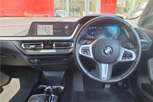 Non Franchise 2022 BMW 1 Series 1.5 118i M Sport (LCP) Hatchback 5dr Petrol DCT Euro 6 (s/s) (136 ps) - Standard, photo 11