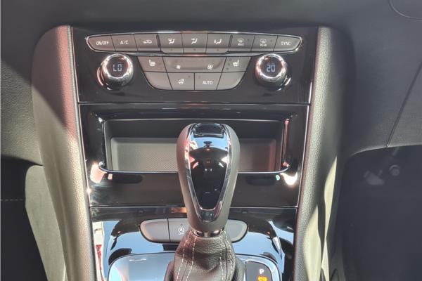 2019 VAUXHALL ASTRA - Cloth, photo 16