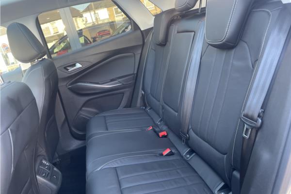 2018 Vauxhall Grandland X 1.2 Turbo Elite Nav SUV 5dr Petrol Manual (s/s) (130 ps) - Black Siena, photo 39
