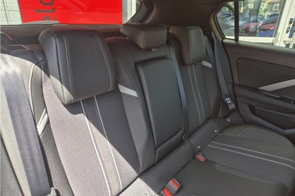 2025 Vauxhall Astra - Jet Black Greta, photo 13