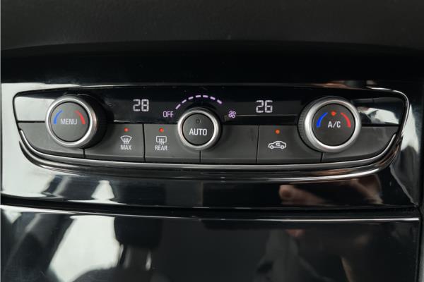 2018 VAUXHALL GRANDLAND - Berson Black, photo 15