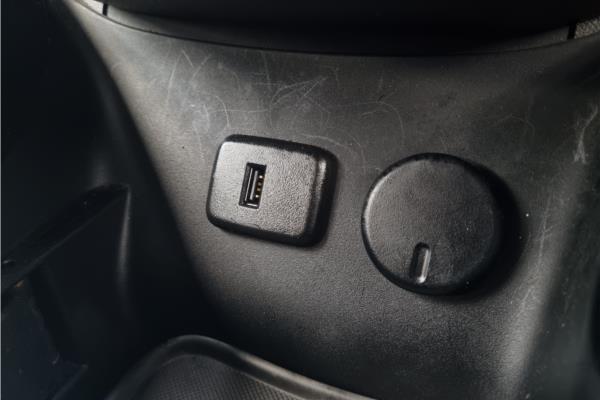 2019 Vauxhall Corsa 1.4i ecoTEC SE Nav Hatchback 5dr Petrol Auto Euro 6 (90 ps) - Cloth, photo 24