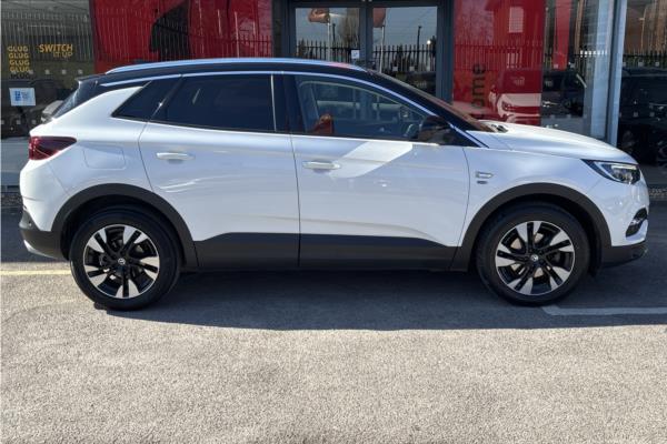 2022 Vauxhall Grandland X 1.2 Turbo Griffin Edition SUV 5dr Petrol Manual Euro 6 (s/s) (130 ps) - Harlekin Black, photo 9