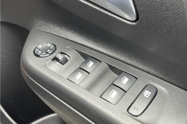 2020 Vauxhall Corsa 1.2 Turbo Ultimate Nav Hatchback 5dr Petrol Auto Euro 6 (s/s) (100 ps) - Cloth, photo 20
