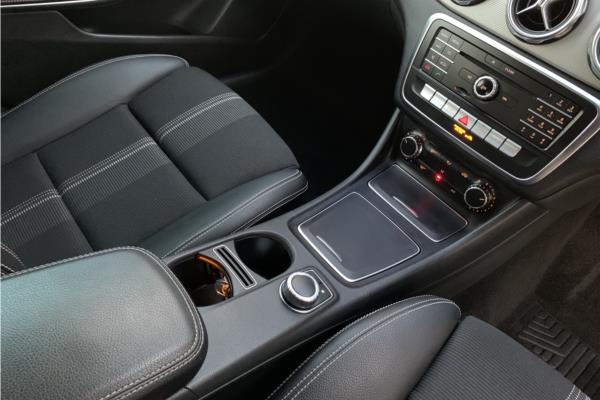 Non Franchise 2019 Mercedes-Benz GLA Class 1.6 GLA180 Urban Edition SUV 5dr Petrol 7G-DCT Euro 6 (s/s) (122 ps) - Mixed Leather - Fabric/Cloth, photo 50