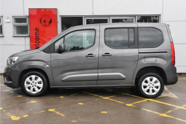 2021 Vauxhall Combo Life 1.5 Turbo D SE MPV 5dr Diesel Manual Euro 6 (s/s) (7 Seat) (100 ps) - Cloth, photo 5