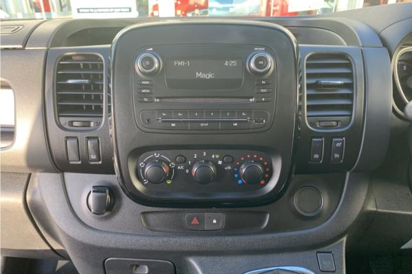 Non Franchise 2019 Vauxhall Vivaro 1.6 CDTi 2700 BiTurbo ecoTEC Sportive Panel Van 5dr Diesel Manual L1 H1 Euro 6 (s/s) (125 ps) - Connect Black, photo 17