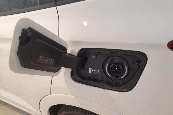 2023 Vauxhall Grandland 1.6 14.2kWh GSe SUV 5dr Petrol Plug-in Hybrid Auto AWD Euro 6 (s/s) (300 ps) - Berson Black, photo 46