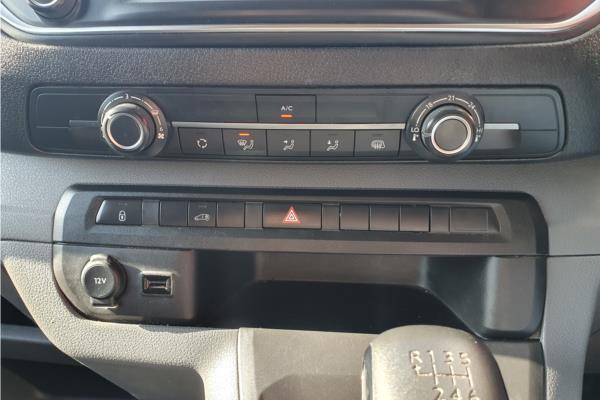 2019 Vauxhall Vivaro 1.5 Turbo D 2900 Sportive Panel Van 5dr Diesel Manual L2 Euro 6 (s/s) (100 ps) - Cloth, photo 15