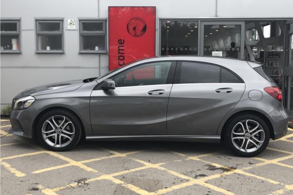 Non Franchise 2018 Mercedes-benz a 200 Sport Edition Auto - Leather, photo 5