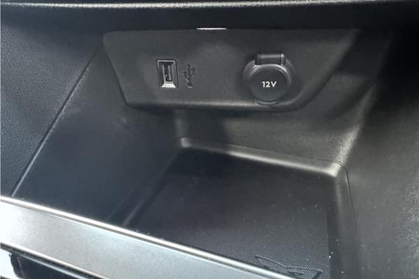 2024 Vauxhall Mokka 1.2 MHEV Ultimate SUV 5dr Petrol Hybrid e-DCT Euro 6 (s/s) (136 ps) - Black Alcantara, photo 43