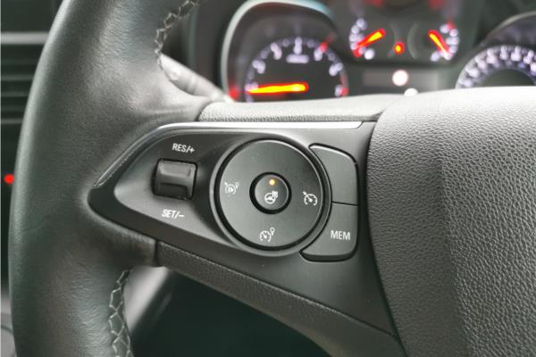 2022 Vauxhall Combo Life 1.5 Turbo D SE MPV 5dr Diesel Manual 6Spd Euro 6 (s/s) (100 ps) - Cloth, photo 18