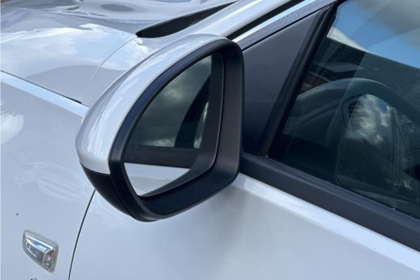 2019 Vauxhall Insignia 2.0 Turbo D BlueInjection SRi VX Line Nav Sports Tourer 5dr Diesel Auto Euro 6 (s/s) (170 ps) - Cloth, photo 41