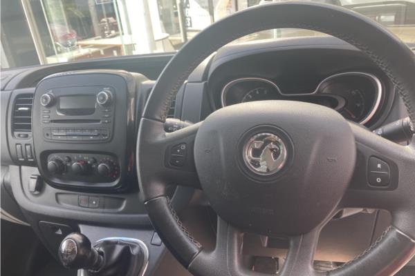 2018 VAUXHALL VIVARO - Cloth, photo 11