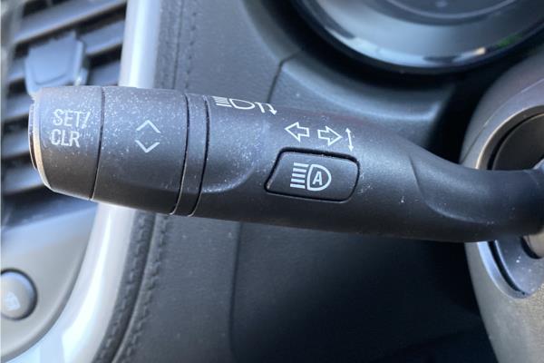 2020 Vauxhall Grandland X 1.2 Turbo GPF SE SUV 5dr Petrol Manual Euro 6 (s/s) (130 ps) - Cloth, photo 26