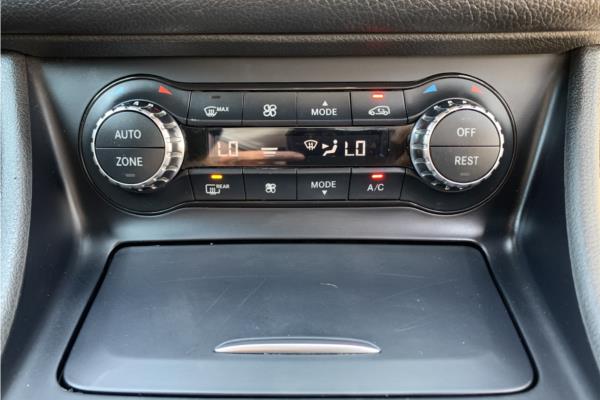 Non Franchise 2015 Mercedes-Benz CLA Class 1.6 CLA180 AMG Sport Coupe 4dr Petrol 7G-DCT (s/s) (125 g/km, 122 bhp) - Fabic - Cloth, photo 16