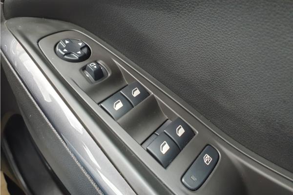 2019 Vauxhall Grandland X 1.2 Turbo GPF Sport Nav SUV 5dr Petrol Auto Euro 6 (s/s) (130 ps) - Cloth, photo 22