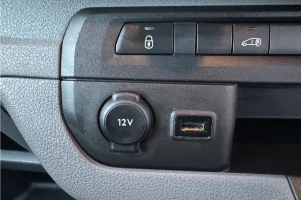 2020 Vauxhall Vivaro 1.5 Turbo D 2900 Sportive Panel Van 5dr Diesel Manual L2 H1 Euro 6 (s/s) (100 ps) - Cloth, photo 34