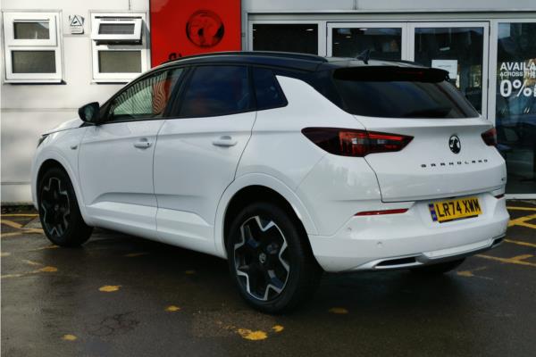 2024 Vauxhall Grandland 1.2 MHEV Ultimate SUV 5dr Petrol Hybrid e-DCT Euro 6 (s/s) (136 ps) - Black Alcantara, photo 6