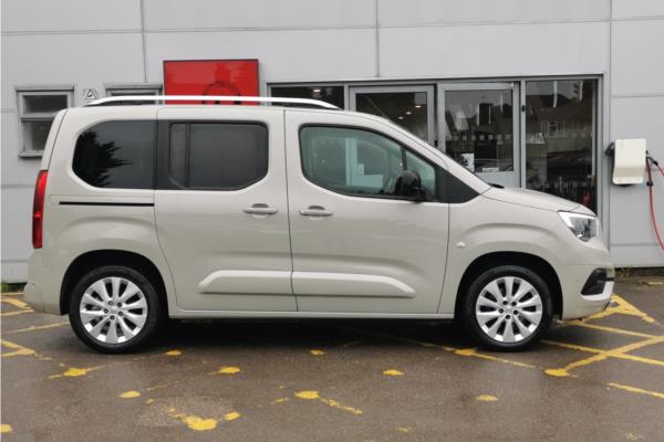 2021 Vauxhall Combo Life 1.2 Turbo Elite MPV 5dr Petrol Auto Euro 6 (s/s) (130 ps) - Cloth, photo 9