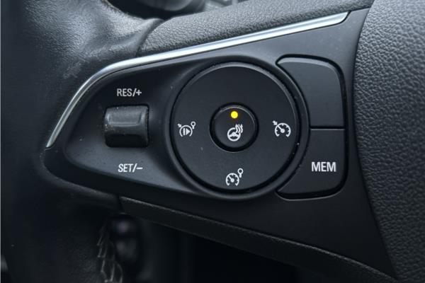 2020 Vauxhall Grandland X 1.2 Turbo Elite Nav Premium SUV 5dr Petrol Auto Euro 6 (s/s) (130 ps) - Leather, photo 18