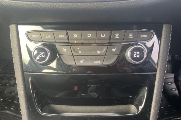 2017 VAUXHALL ASTRA - Leather, photo 13