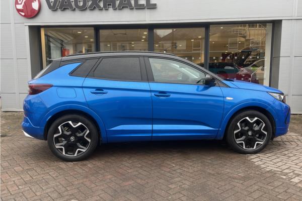 2023 Vauxhall Grandland - Alcantara Jet Black Cloth, Jet Black, photo 8