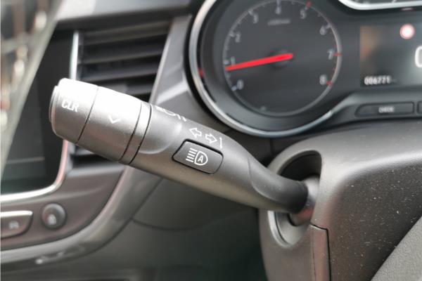 2021 Vauxhall Crossland 1.2 Turbo Elite Nav SUV 5dr Petrol Auto Euro 6 (s/s) (130 ps) - Leather, photo 27