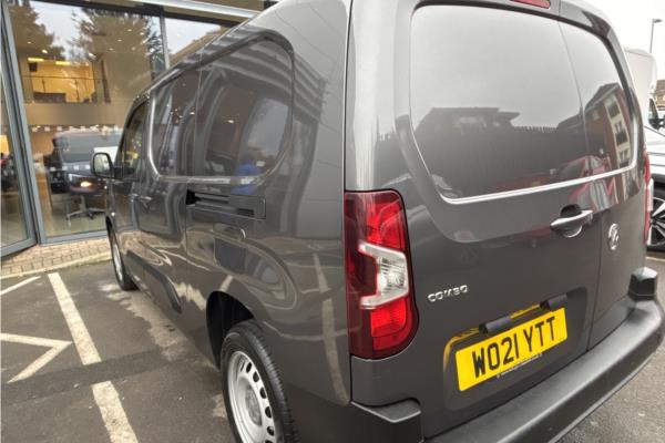 2021 Vauxhall Combo 1.5 Turbo D 2300 Edition Panel Van 4dr Diesel Auto L2 H1 Euro 6 (s/s) (130 ps) - Cloth, photo 36