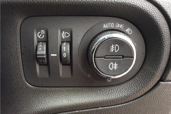 2018 Vauxhall Grandland 1.2T SE 5dr - Cloth, photo 21