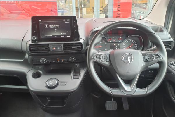 2021 Vauxhall Combo Life 1.2 Turbo SE MPV 5dr Petrol Auto Euro 6 (s/s) (130 ps) - Cloth, photo 11