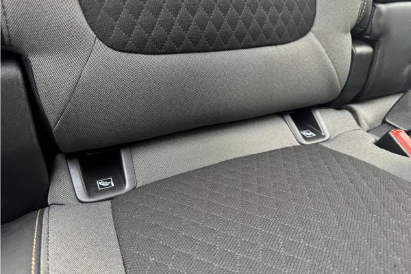 2021 Vauxhall Grandland X 1.2 Turbo SRi Nav SUV 5dr Petrol Auto Euro 6 (s/s) (130 ps) - Cloth, photo 33