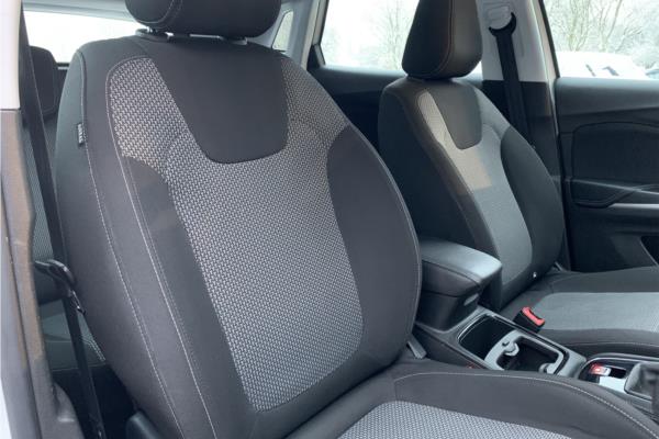 2019 Vauxhall Grandland X 1.2 Turbo GPF SE SUV 5dr Petrol Manual Euro 6 (s/s) (130 ps) - Cloth, photo 34