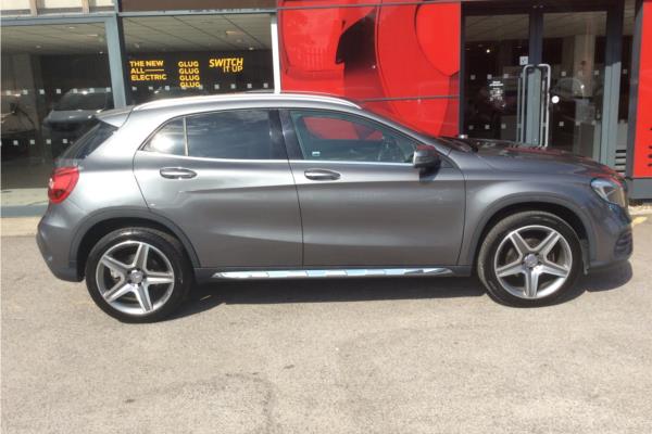 2017 Mercedes-Benz GLA Class 2.1 GLA200d AMG Line SUV 5dr Diesel 7G-DCT Euro 6 (s/s) (136 ps)-sequence-8