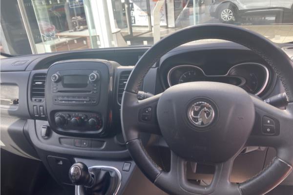 2018 VAUXHALL VIVARO - Cloth, photo 10
