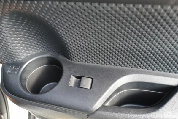 Non Franchise 2021 Toyota C-HR 1.8 VVT-h GPF Design SUV 5dr Petrol Hybrid CVT Euro 6 (s/s) (122 ps) - Fabic - Cloth, photo 36