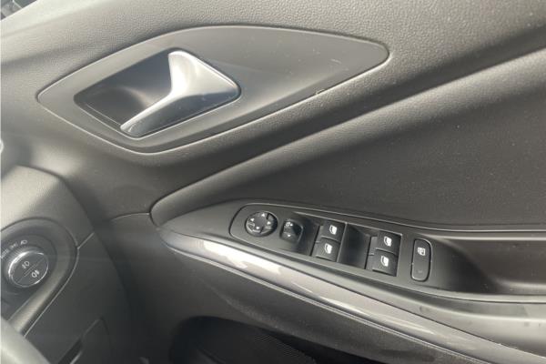 2021 Vauxhall Grandland X 1.2 Turbo Griffin Edition SUV 5dr Petrol Manual Euro 6 (s/s) (130 ps) - Berson Black, photo 23