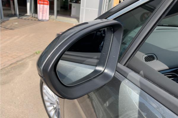 2019 Vauxhall Astra 1.4i Turbo GPF Elite Nav Hatchback 5dr Petrol Auto Euro 6 (s/s) (150 ps) - Leather, photo 41