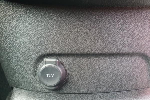 2020 Vauxhall Combo Life 1.5 Turbo D Elite MPV 5dr Diesel Auto Euro 6 (s/s) (7 Seat) (130 ps) - Cloth, photo 38