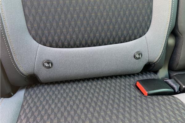 2019 Vauxhall Crossland X 1.2 Turbo Elite Nav SUV 5dr Petrol Auto Euro 6 (s/s) (130 ps) - Cloth, photo 33
