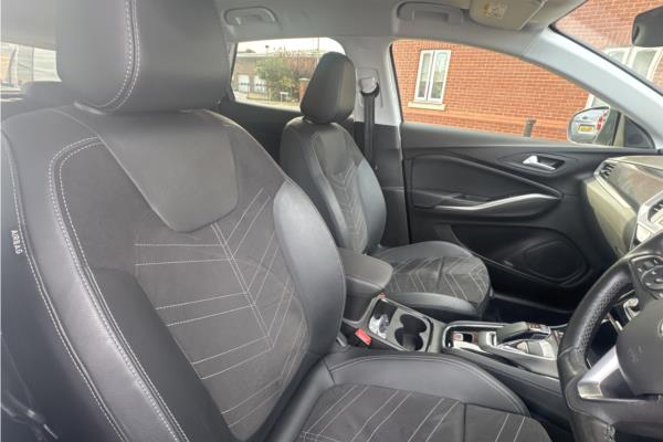 2022 Vauxhall Grandland 1.6 13.2kWh Ultimate SUV 5dr Petrol Plug-in Hybrid Auto Euro 6 (s/s) (225 ps) - Leather, photo 34