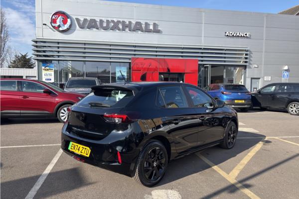 2025 Vauxhall Corsa - Red Banda Fabr, photo 8