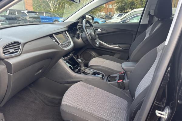 2019 Vauxhall Grandland X 1.2 Turbo SE SUV 5dr Petrol Auto 8Spd Euro 6 (s/s) (130 ps) - Cloth, photo 15