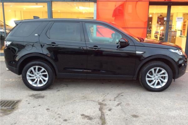 Non Franchise 2017 Land Rover Discovery Sport 2.0 TD4 180 SE Tech 5dr - Leather, photo 9
