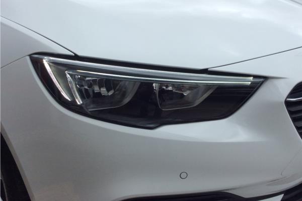 2019 Vauxhall Insignia 2.0 Turbo D BlueInjection SRi VX Line Nav Sports Tourer 5dr Diesel (s/s) (170 ps) - Cloth/Leather, photo 28