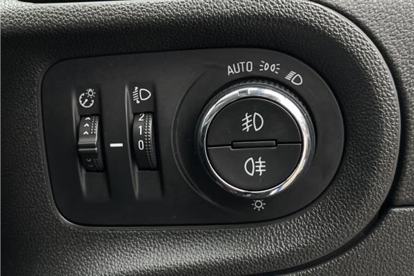 2019 Vauxhall Grandland X 1.2 Turbo GPF Sport Nav SUV 5dr Petrol Auto Euro 6 (s/s) (130 ps) - Cloth, photo 21