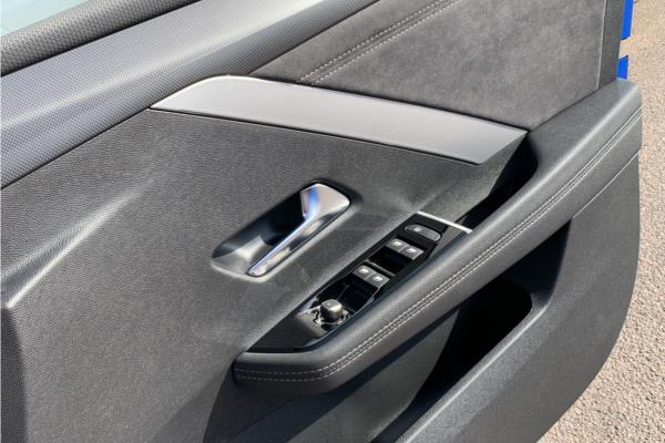 2023 Vauxhall Astra Electric 54kWh Ultimate Hatchback 5dr Electric Auto (156 ps) - Black Alcantara, photo 39
