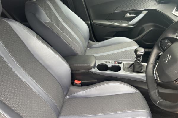 Non Franchise 2020 Peugeot 2008 1.2 PureTech Allure Premium SUV 5dr Petrol Manual Euro 6 (s/s) (100 ps) - Fabic - Cloth, photo 34