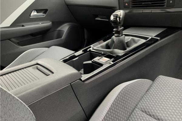 2024 Vauxhall Astra Design - Cloth Sienna/Jet Blk, photo 44