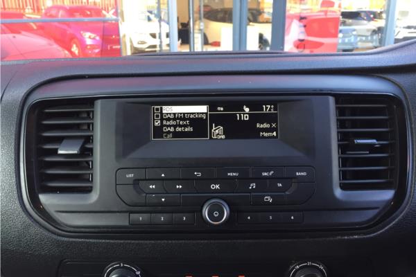2019 VAUXHALL VIVARO - Cloth, photo 16